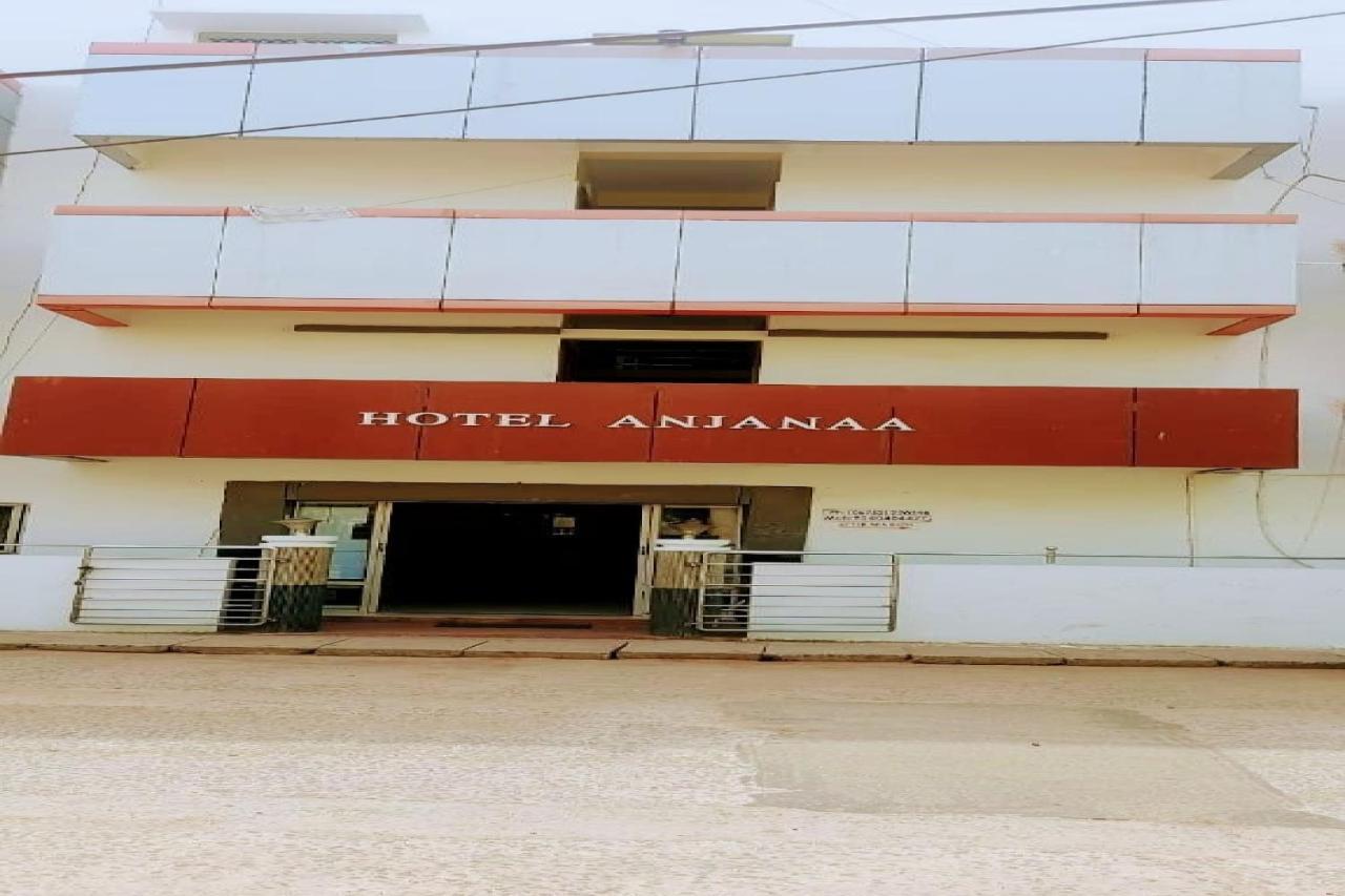 Spot On 73926 Hotel Anjanaa Purî Extérieur photo